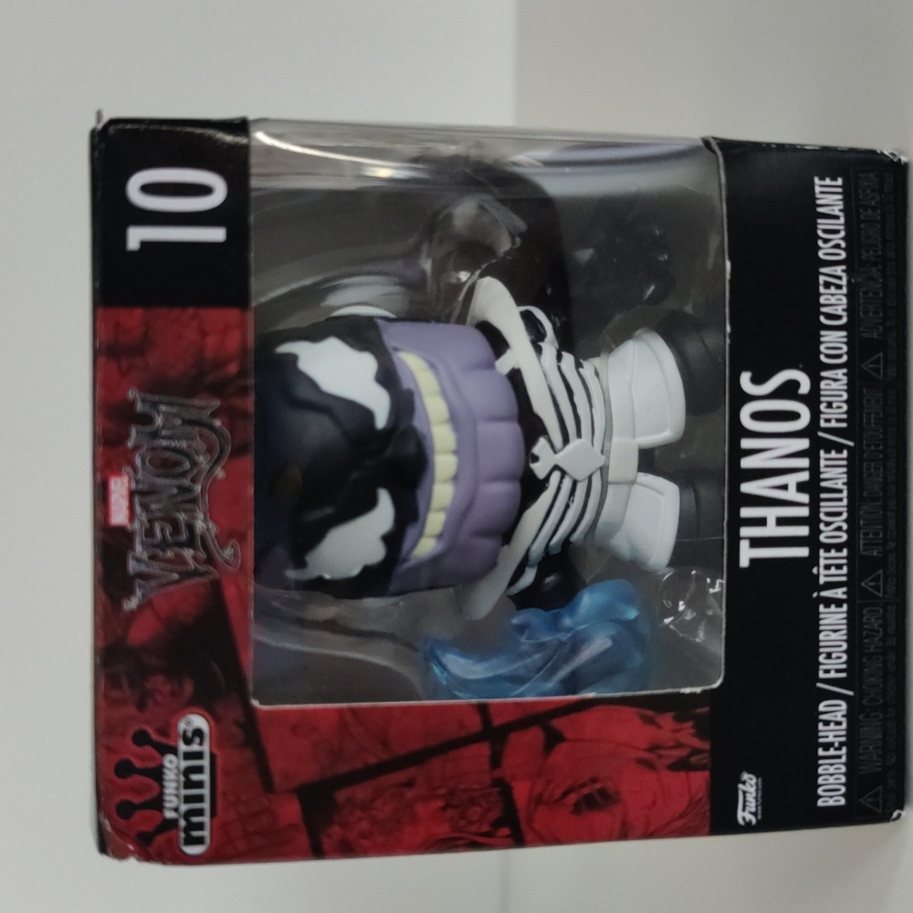 NIB FUNKO Minis Thanos Marvel Venom 10
